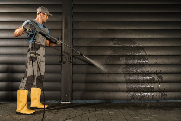 Garage Pressure Washing in Abilene